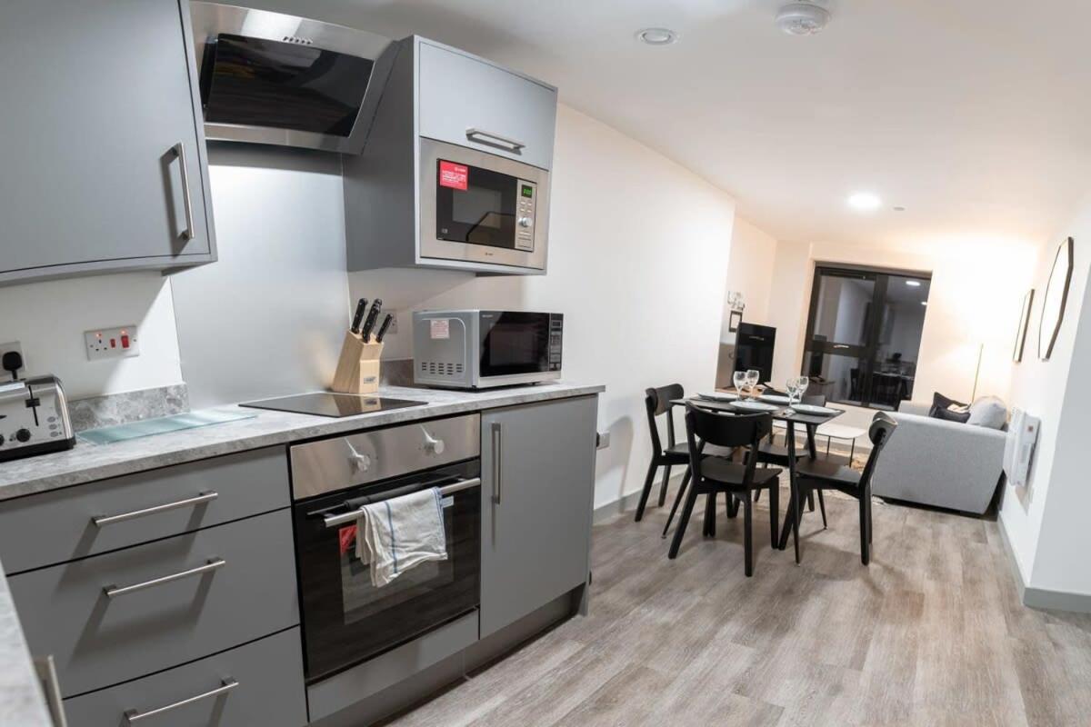 Contemporary 1 Bed Apartment In Central Liverpool Exterior foto